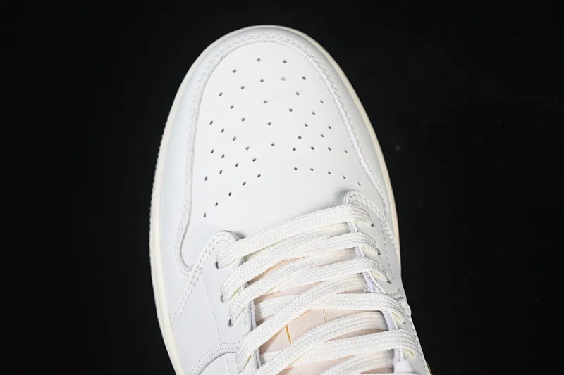 All Categories Air Jordan Jordan Series Basketball Shoes Air Jordan 1 Low Air Jordan 1 Low AJ1 Joe 1 Meter Platinum Retro Culture Leisure Sports Shoes HV5157-100